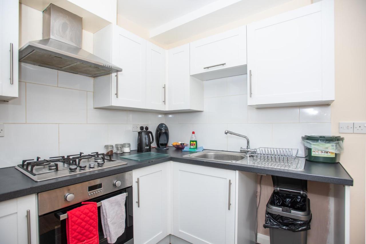 Cowley Spacious Flat With Parking, Oxford Exterior photo